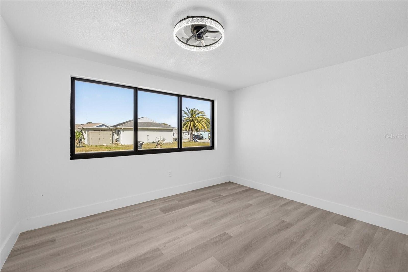 BEACON SQUARE - Residential