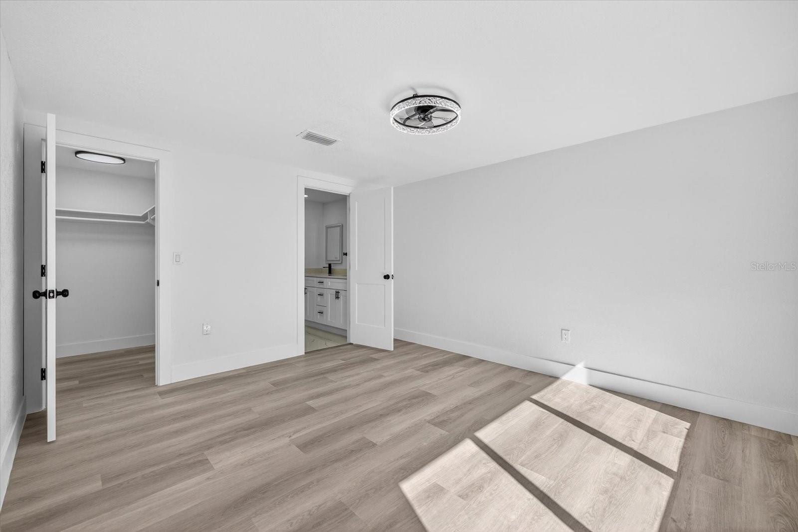 BEACON SQUARE - Residential