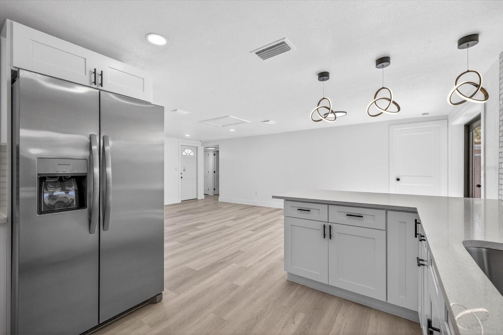 BEACON SQUARE - Residential