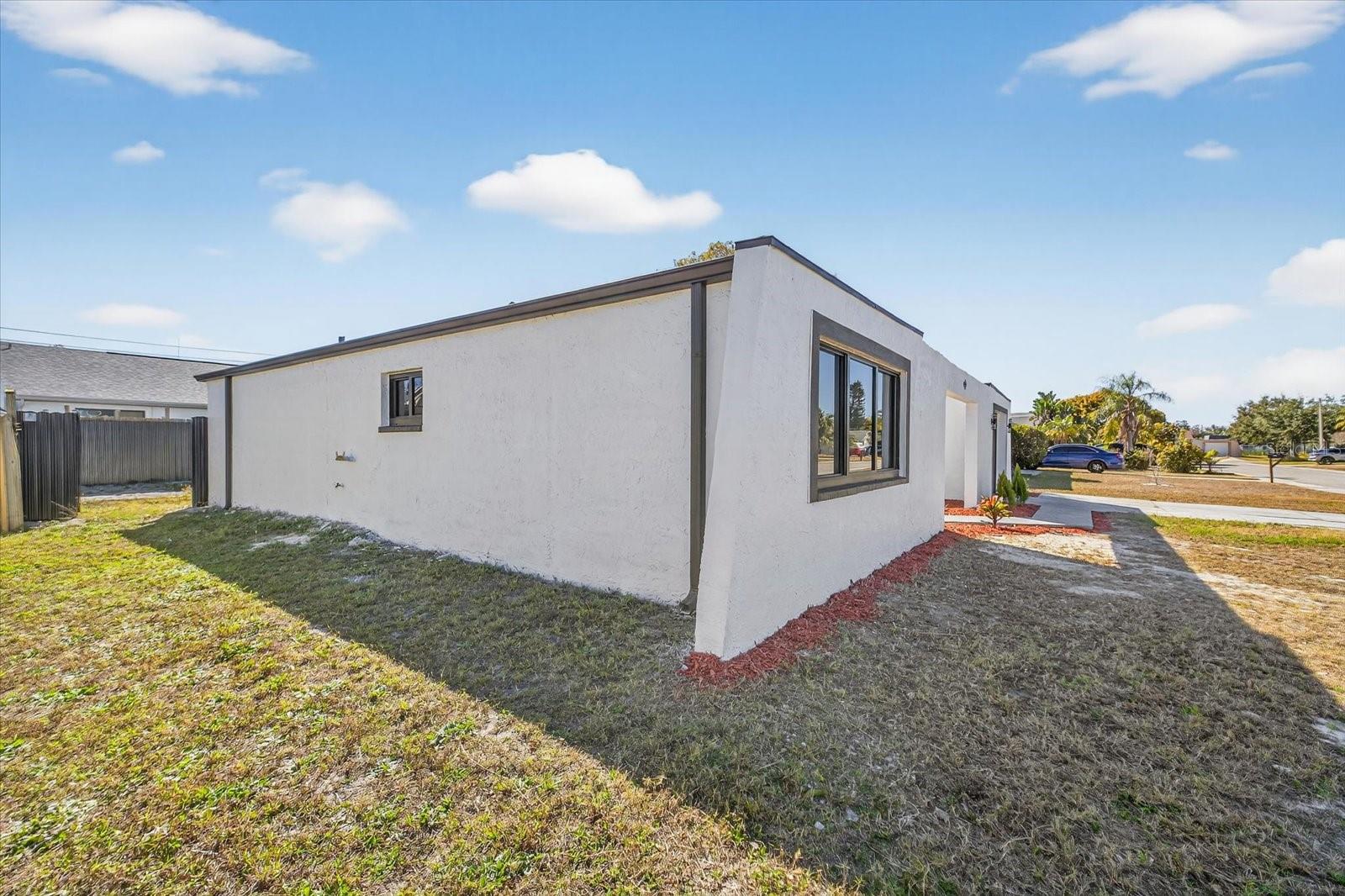 BEACON SQUARE - Residential