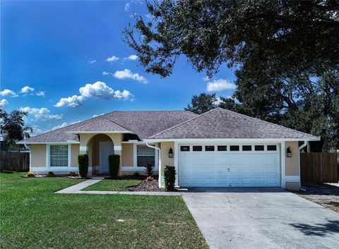 A home in GROVELAND