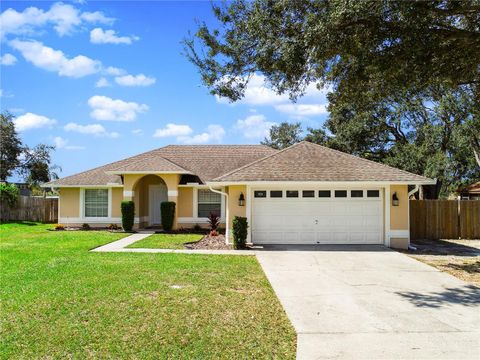 A home in GROVELAND