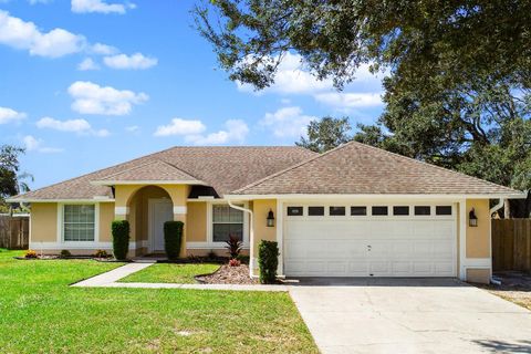 A home in GROVELAND