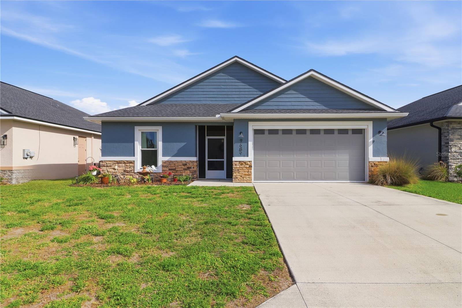 THE MOORINGS AT POINT OF WOODS - Residential