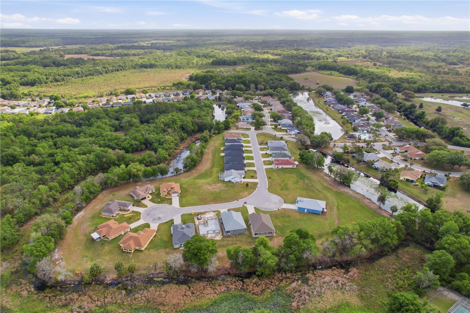 THE MOORINGS AT POINT OF WOODS - Residential