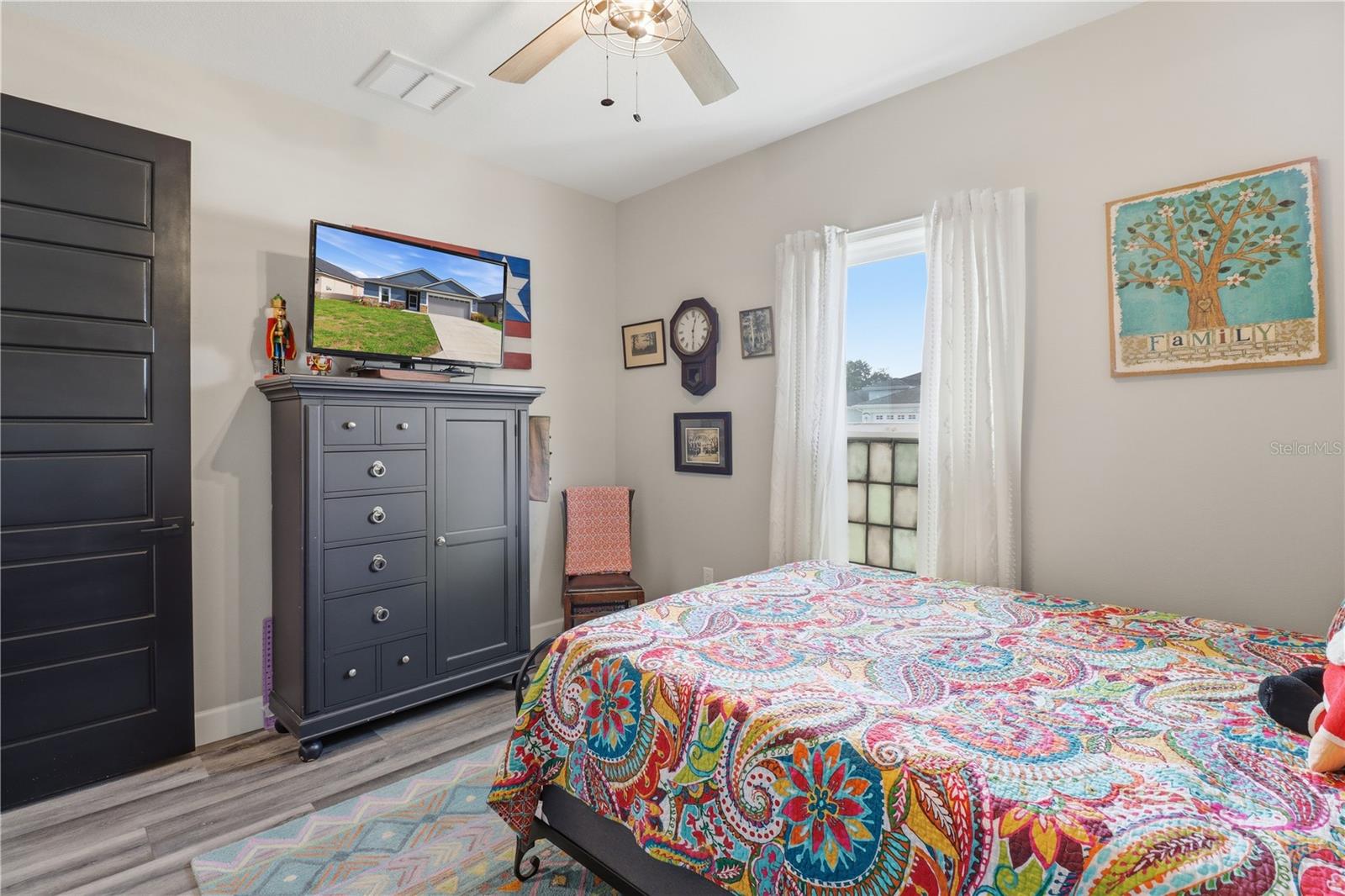 THE MOORINGS AT POINT OF WOODS - Residential