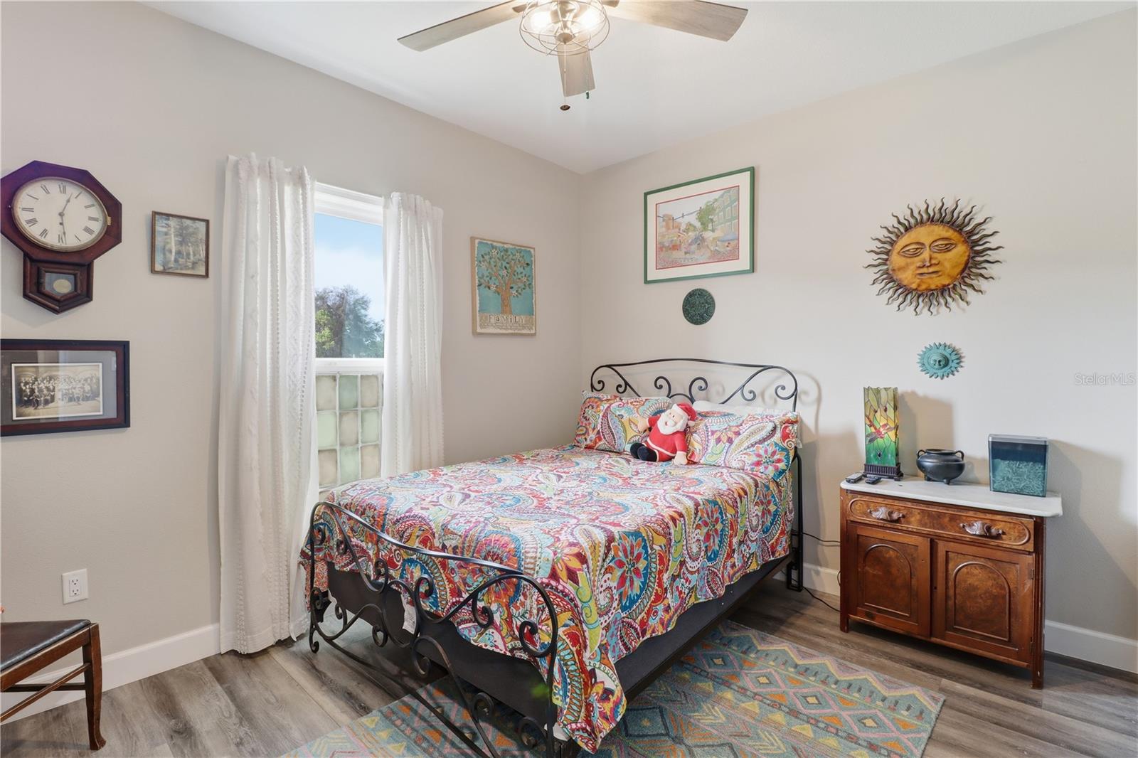 THE MOORINGS AT POINT OF WOODS - Residential