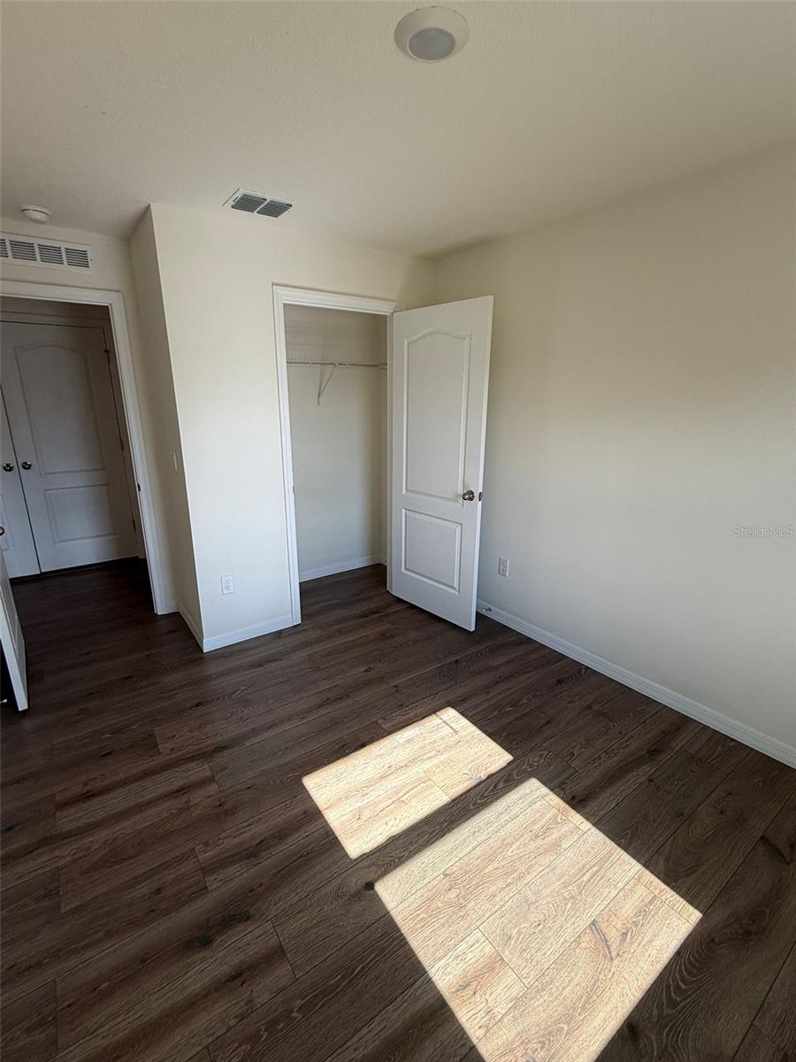 BUENA LAGO PH 1 & 2 - Residential Lease