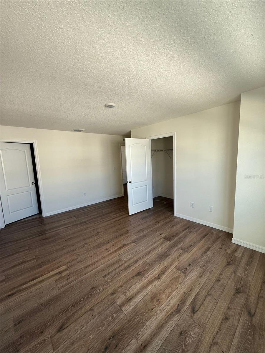 BUENA LAGO PH 1 & 2 - Residential Lease