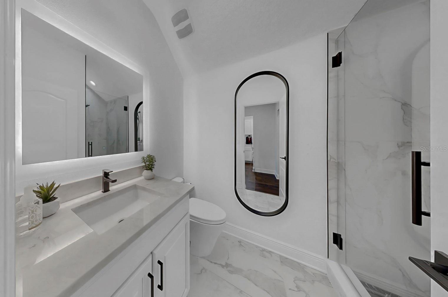 MIRABAY PH 3C-1 - Residential