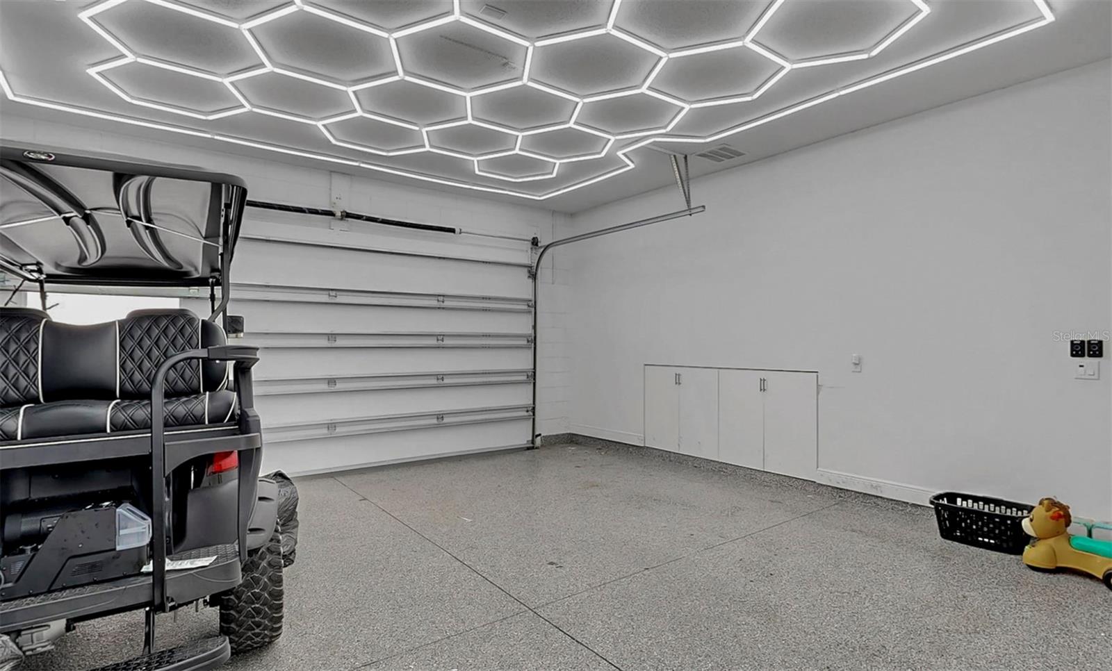 MIRABAY PH 3C-1 - Residential