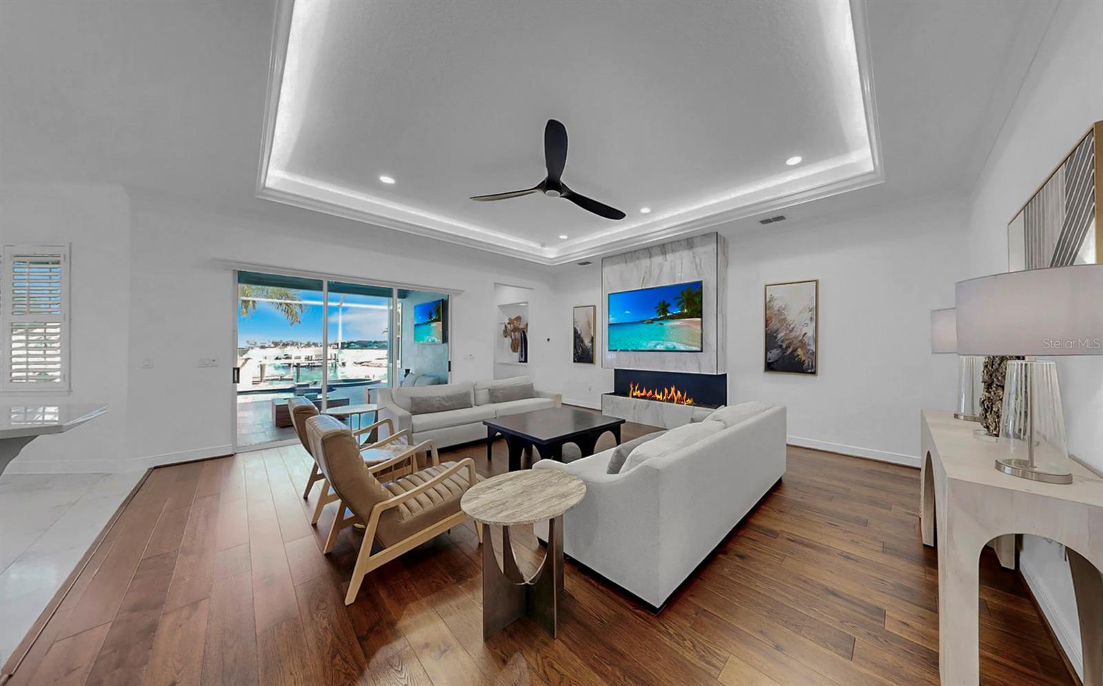 MIRABAY PH 3C-1 - Residential