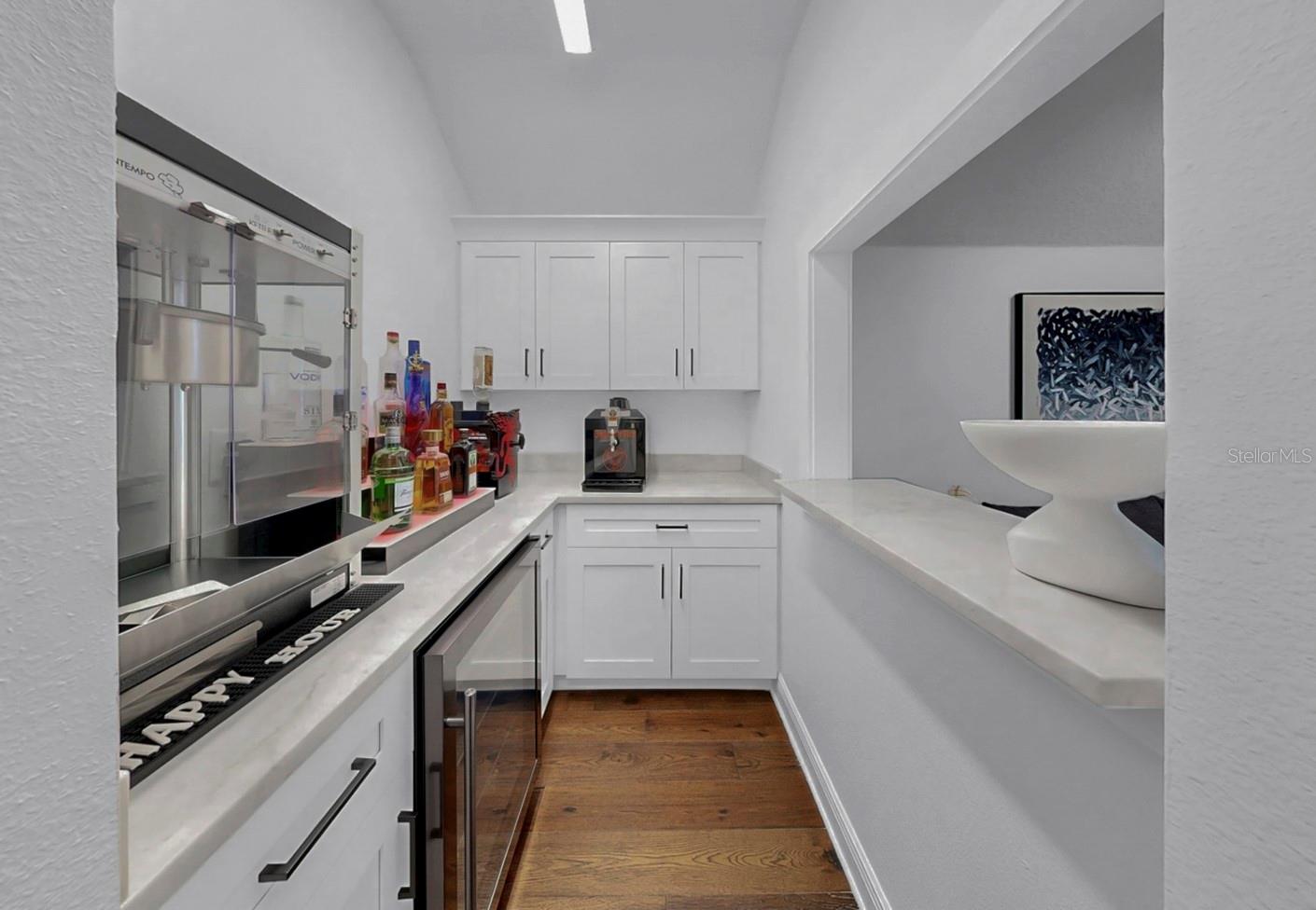 MIRABAY PH 3C-1 - Residential