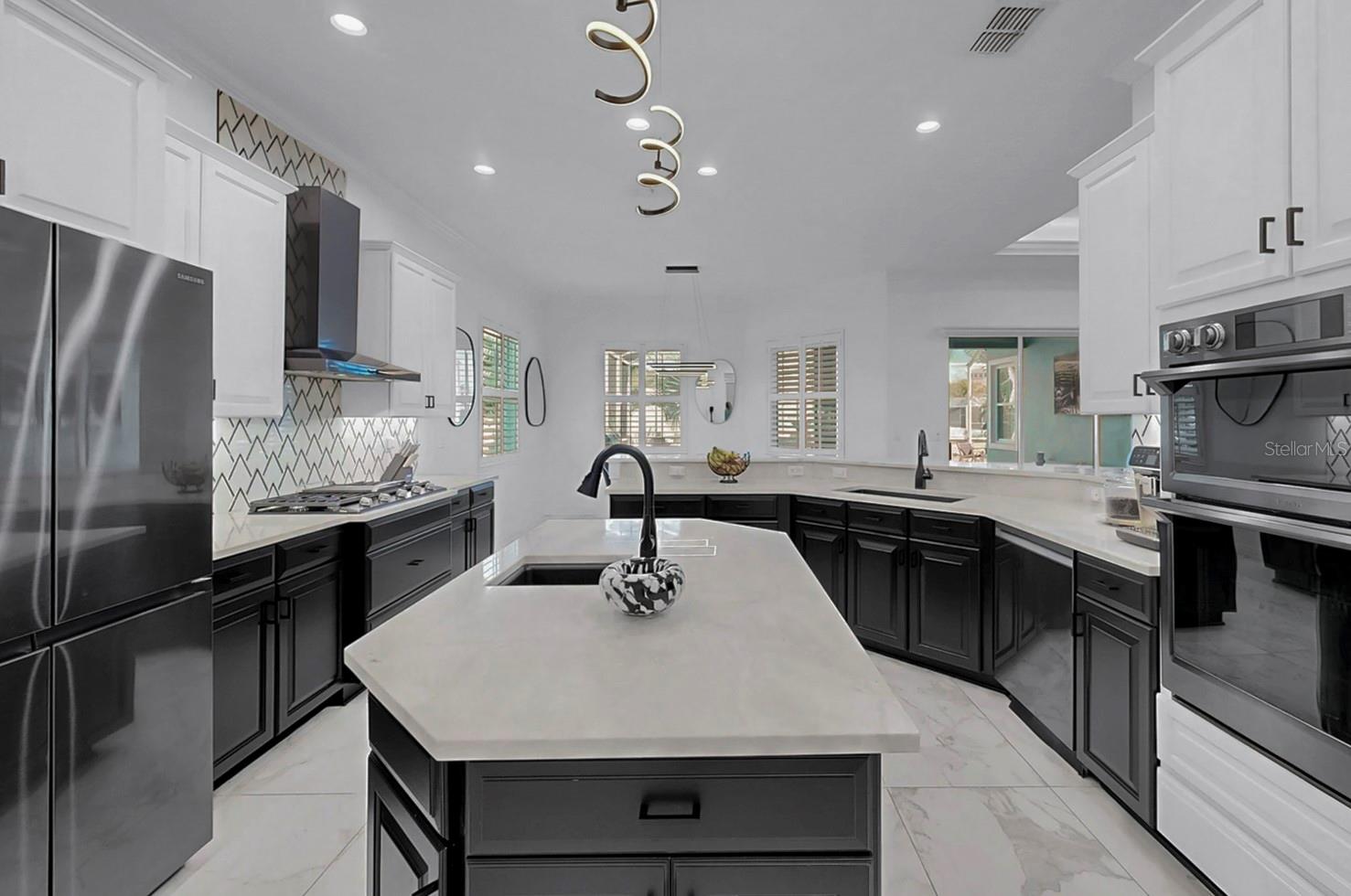 MIRABAY PH 3C-1 - Residential