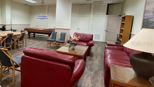 STARBOARD TOWER - Residential Lease