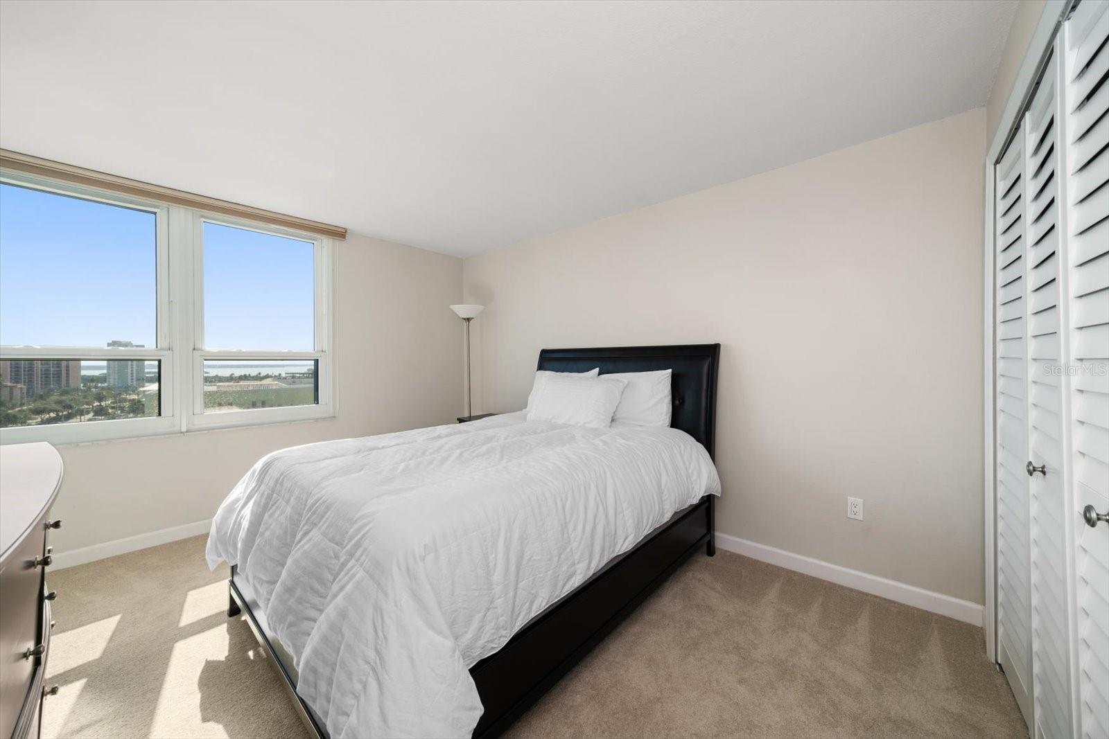 STARBOARD TOWER - Residential Lease