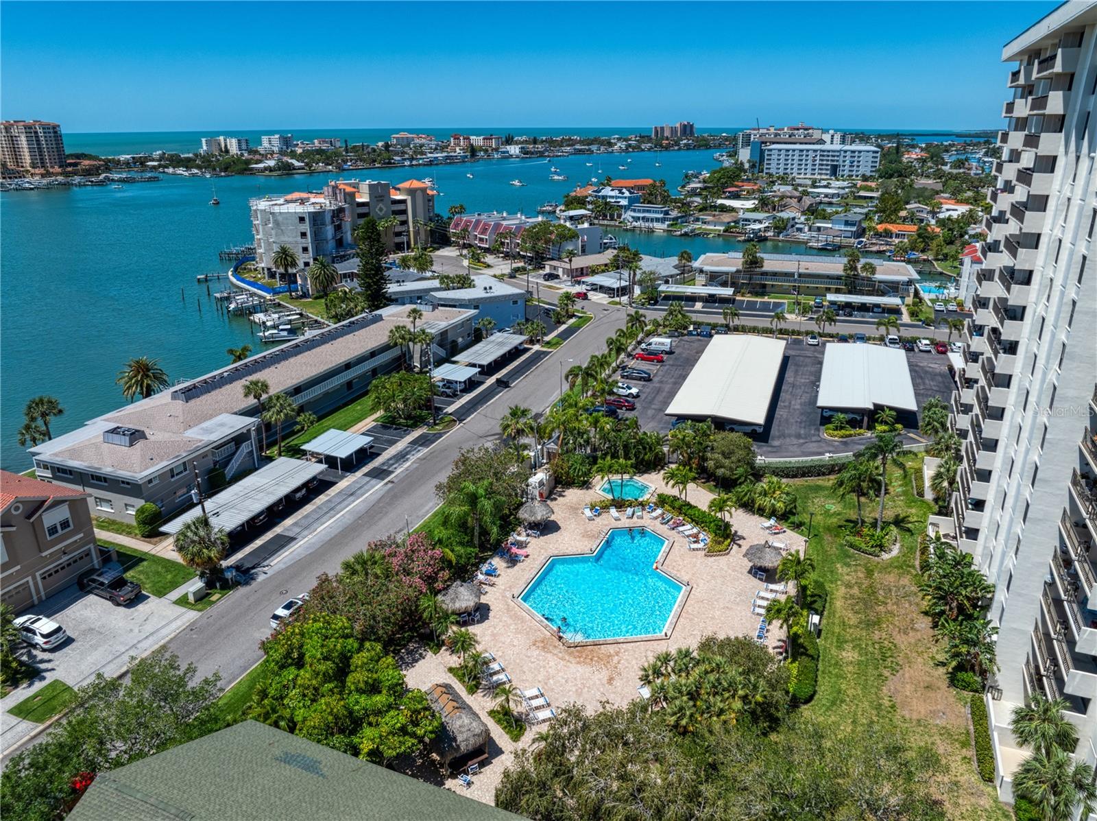 STARBOARD TOWER - Residential Lease