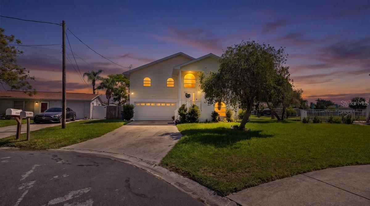 4514 NEPTUNE DRIVE