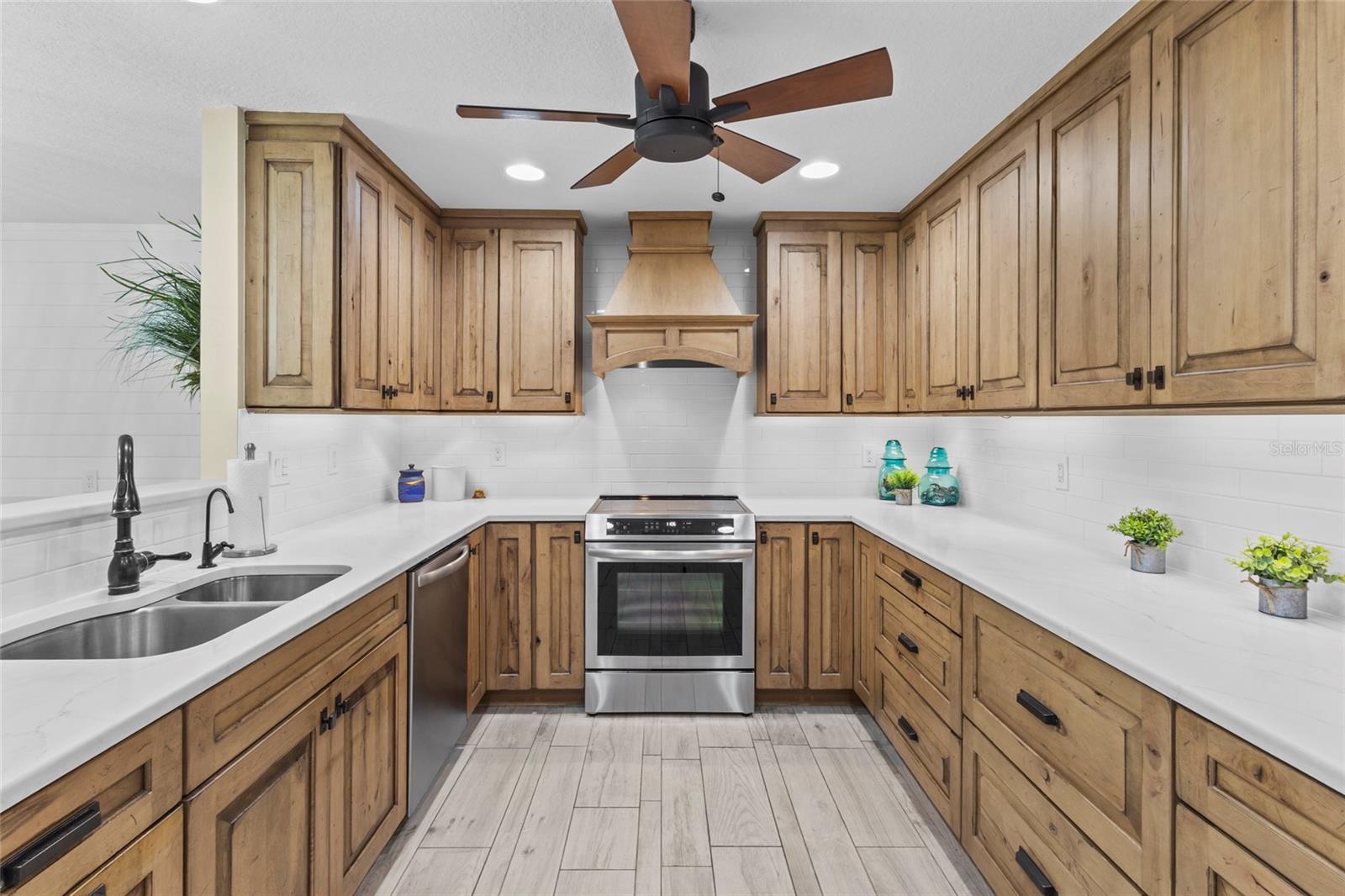 PALM-AIRE AT SARASOTA 11-A - Residential