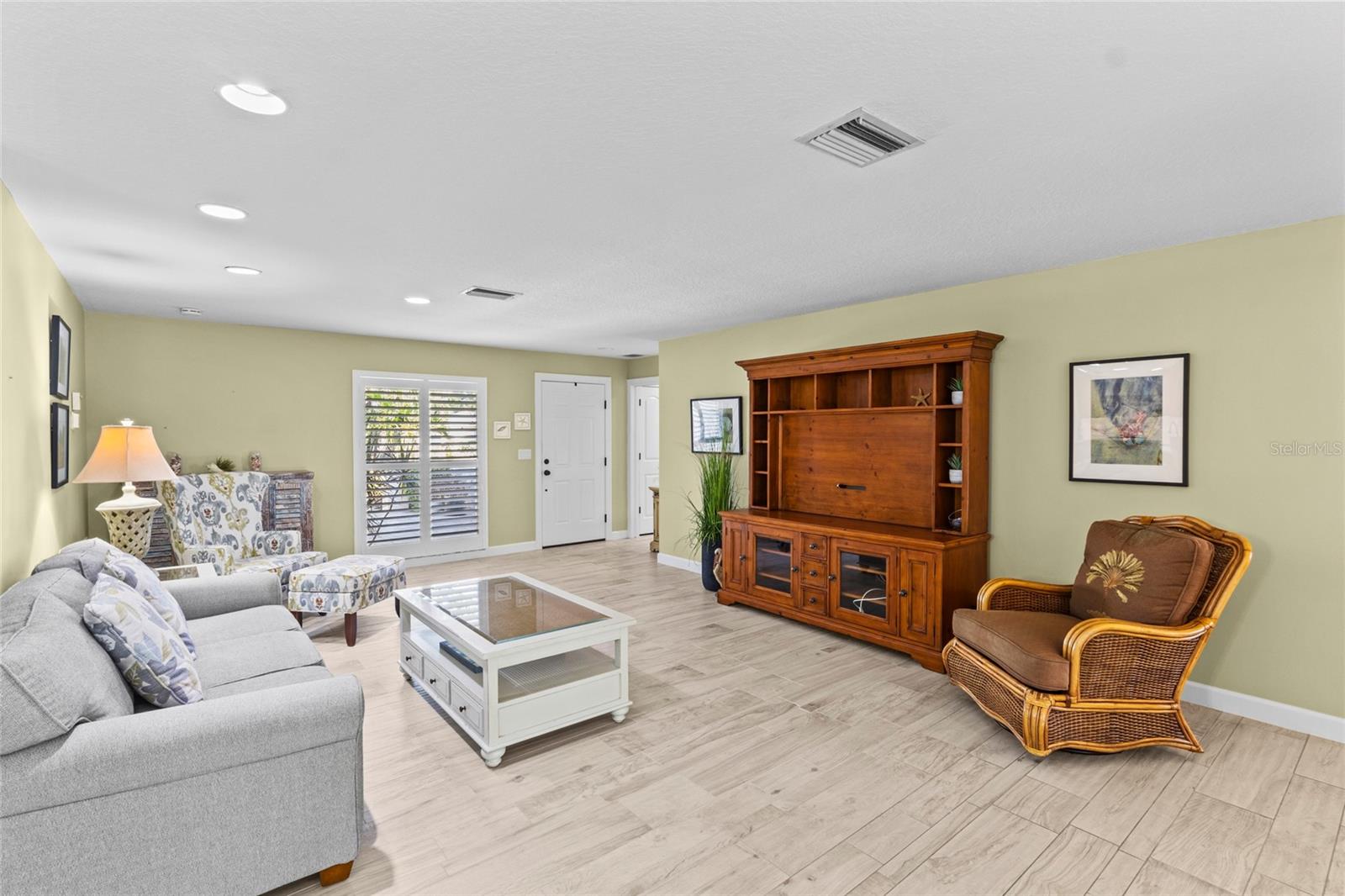 PALM-AIRE AT SARASOTA 11-A - Residential