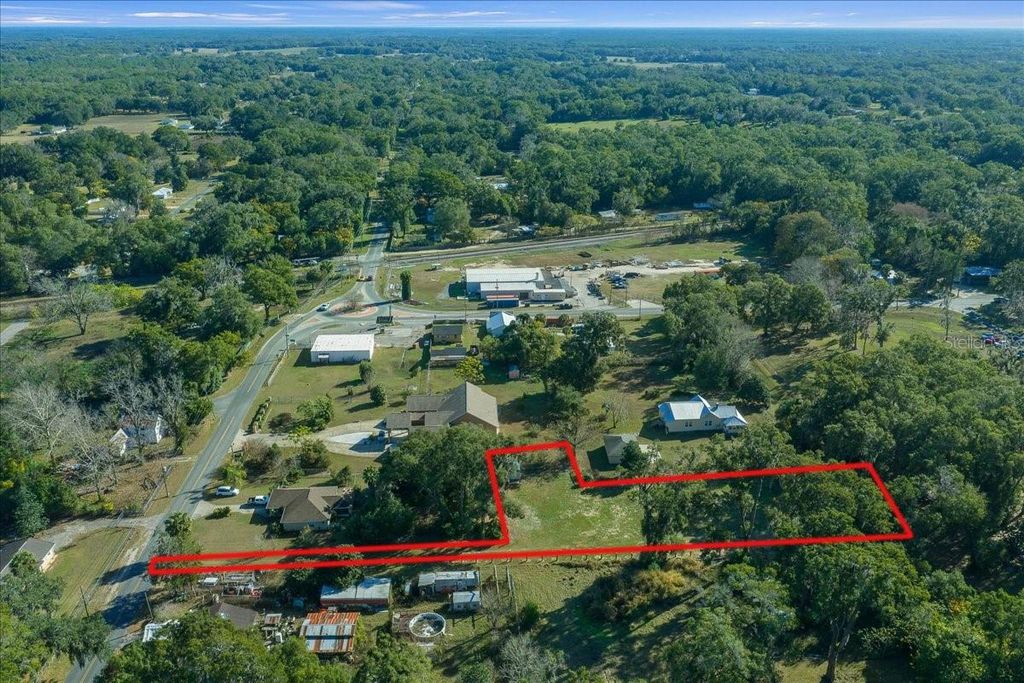 Photo of 2026 NE 97th St. Rd., Anthony, FL 32617 (MLS # OM716365)