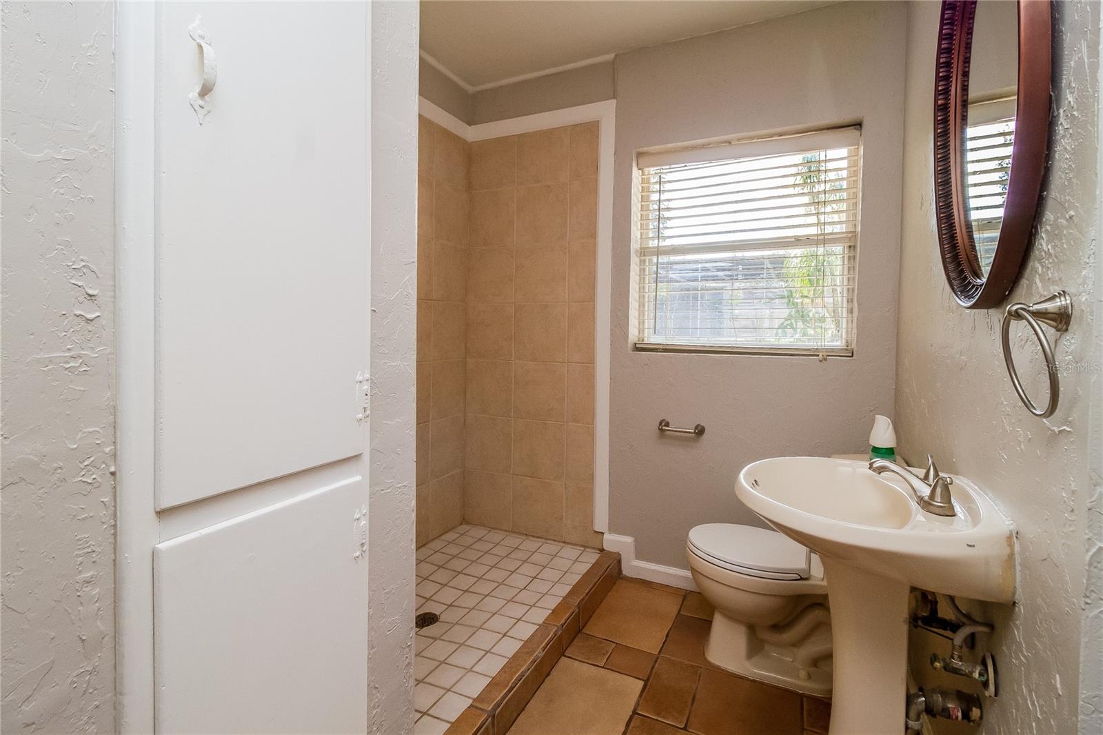 LITTLE PEARL LAKE HEIGHTS - Residential Lease