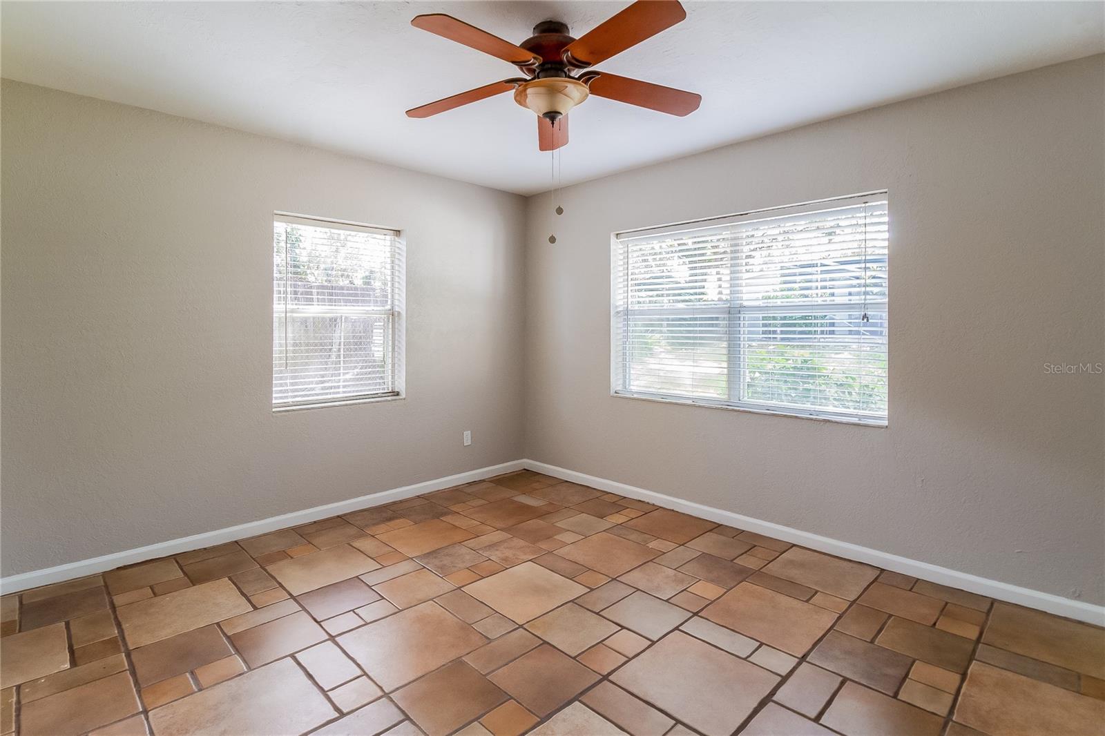 LITTLE PEARL LAKE HEIGHTS - Residential Lease