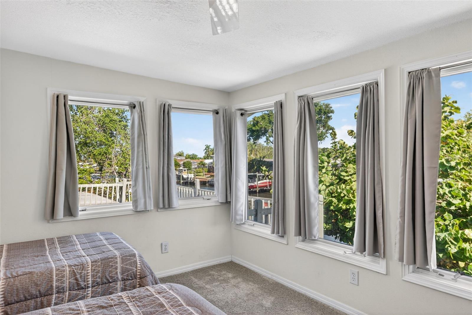 BAY CREST PARK - Residential