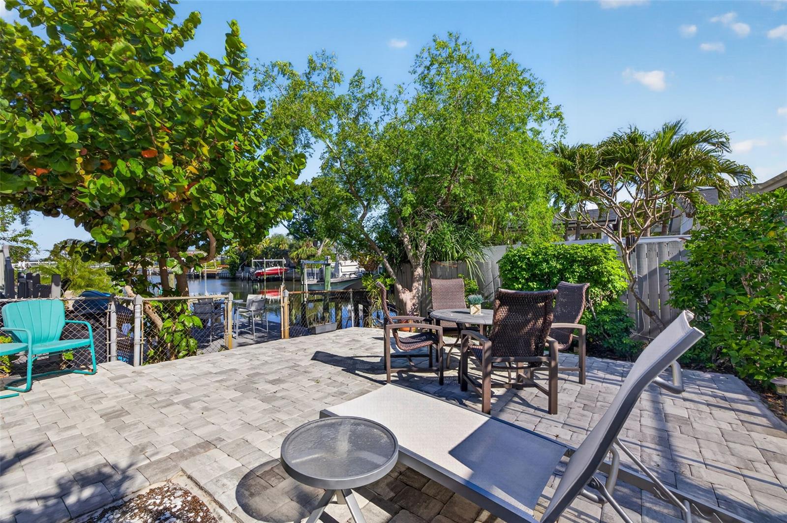 BAY CREST PARK - Residential