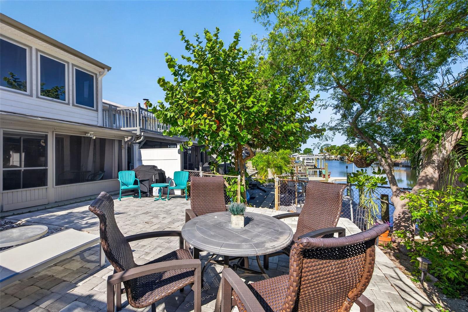 BAY CREST PARK - Residential