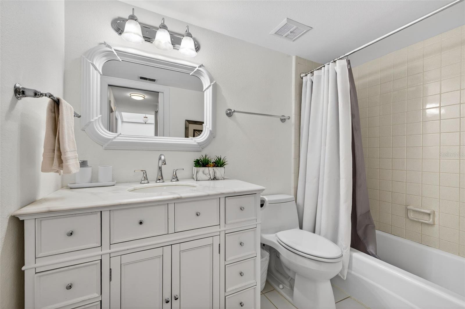 BAY CREST PARK - Residential