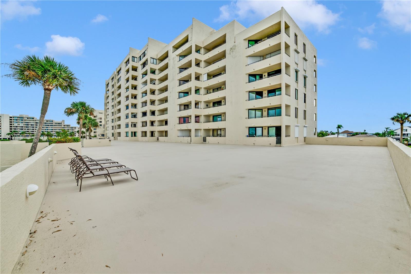 GULF ISLAND BEACH TENNIS - Residential