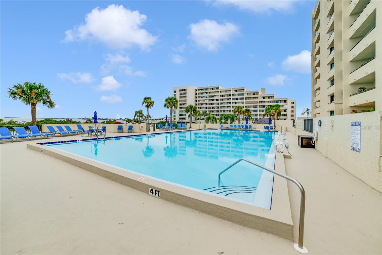 GULF ISLAND BEACH TENNIS - Residential