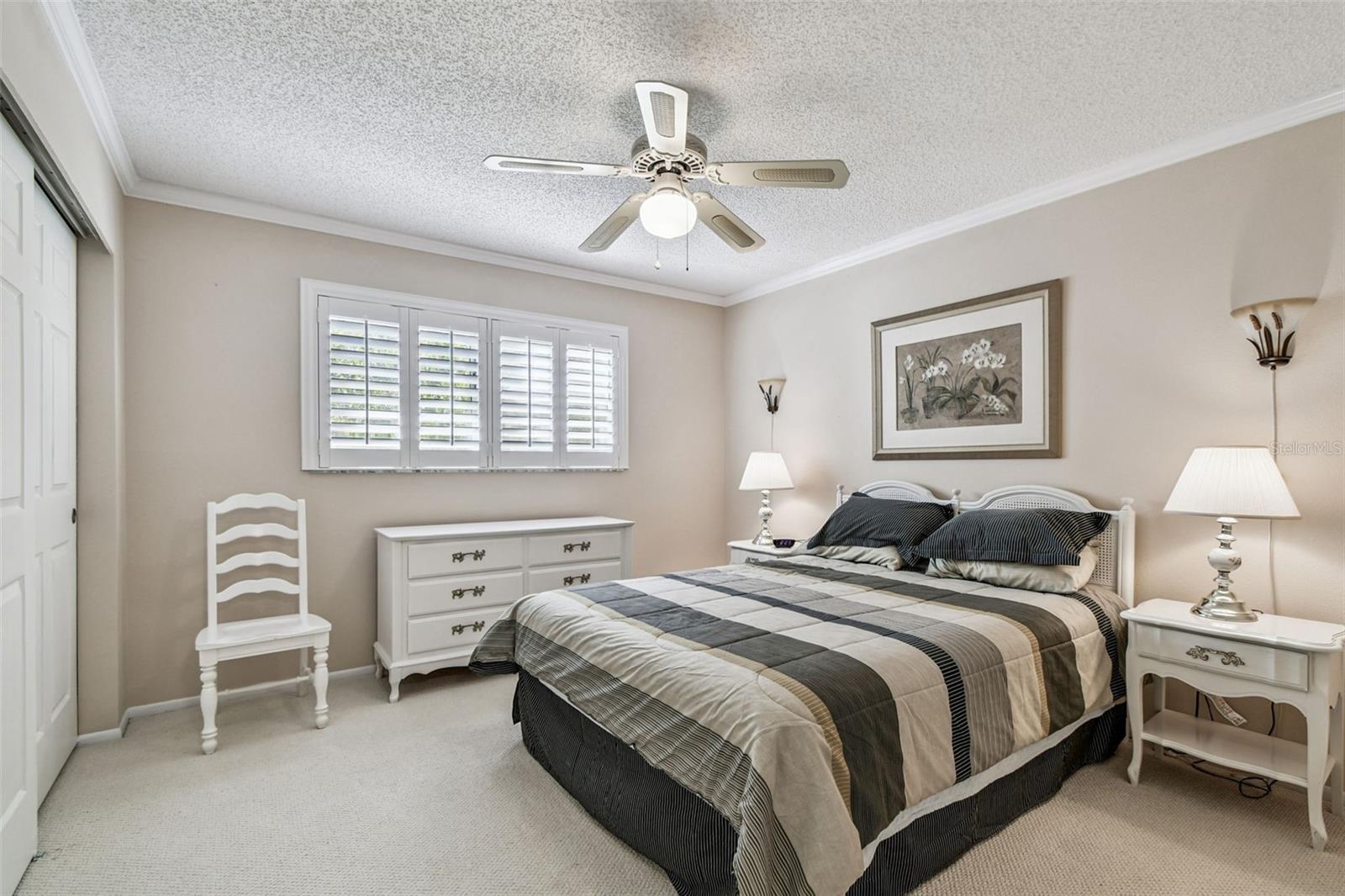 ON TOP OF THE WORLD - Residential