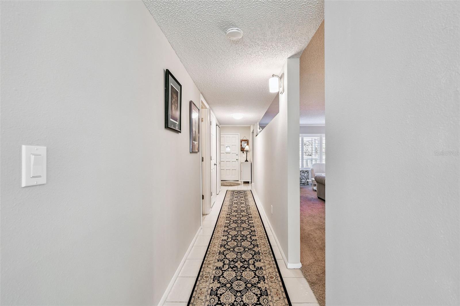 ON TOP OF THE WORLD - Residential