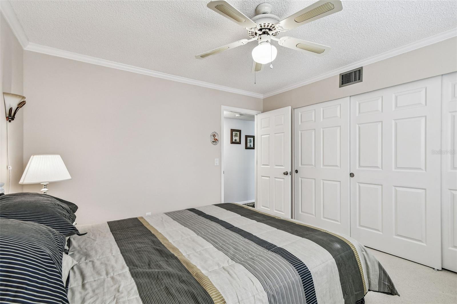 ON TOP OF THE WORLD - Residential