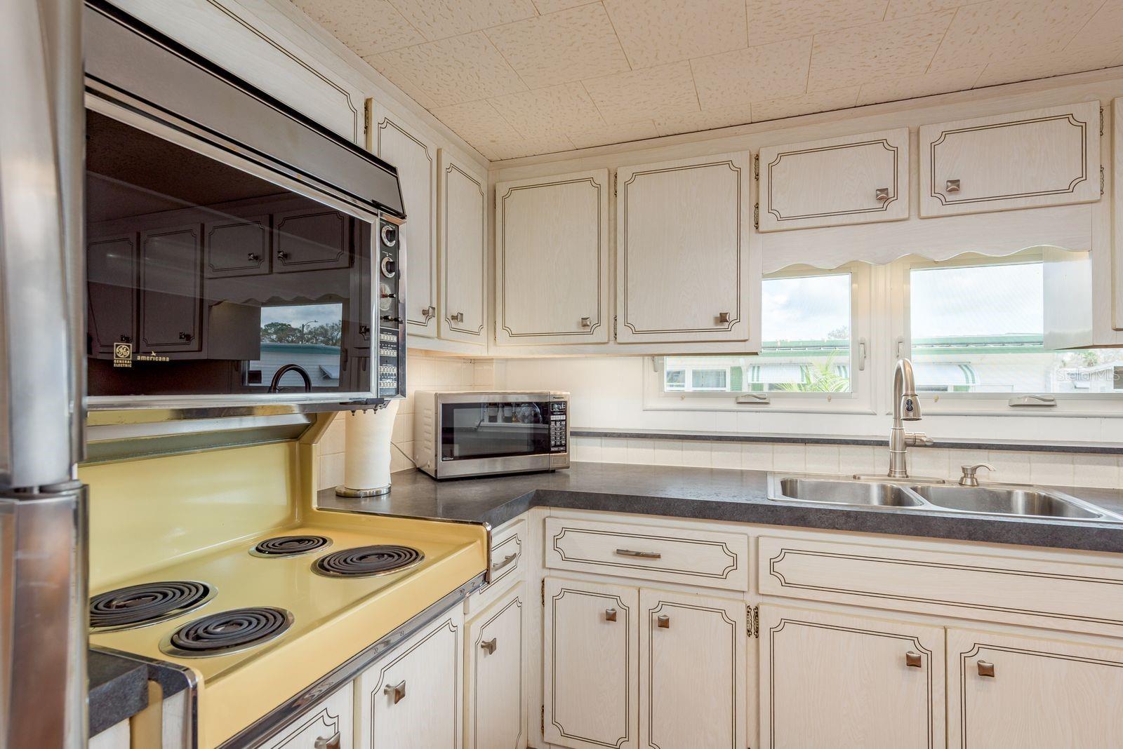 COUNTRY PARK CO-OP M/H UNREC - Residential