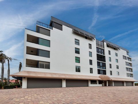 A home in LONGBOAT KEY