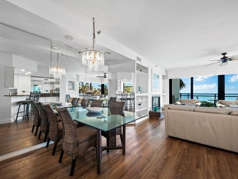 A home in LONGBOAT KEY