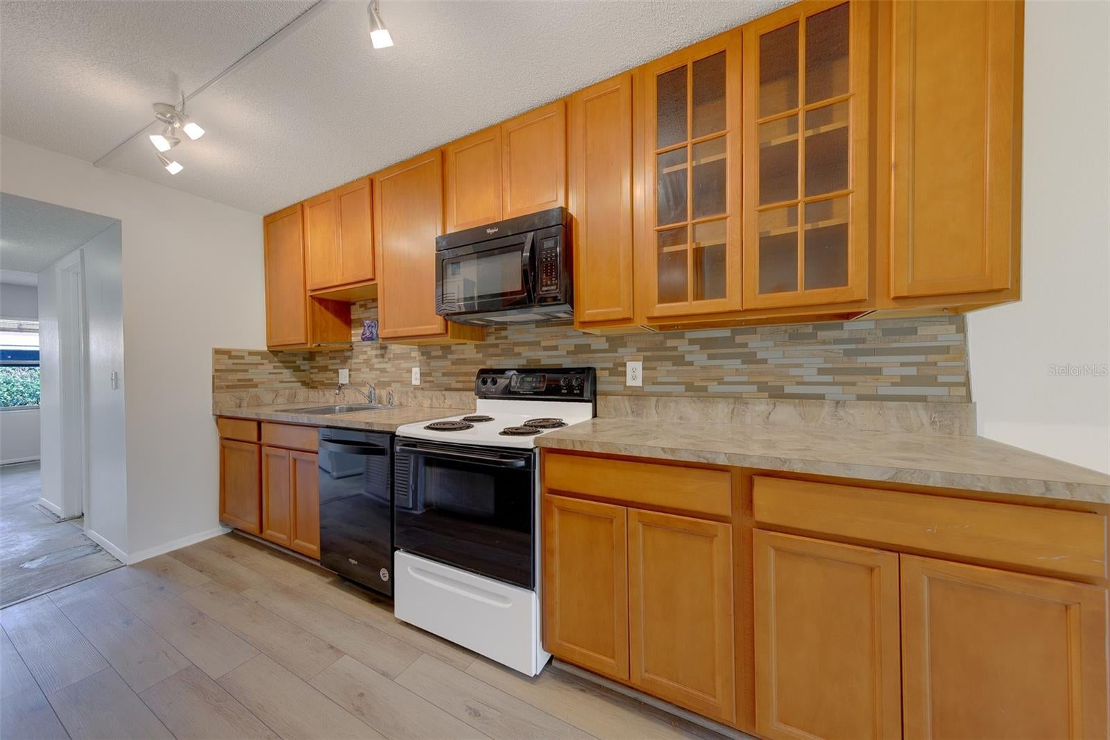 5090 BAY STREET NE 124