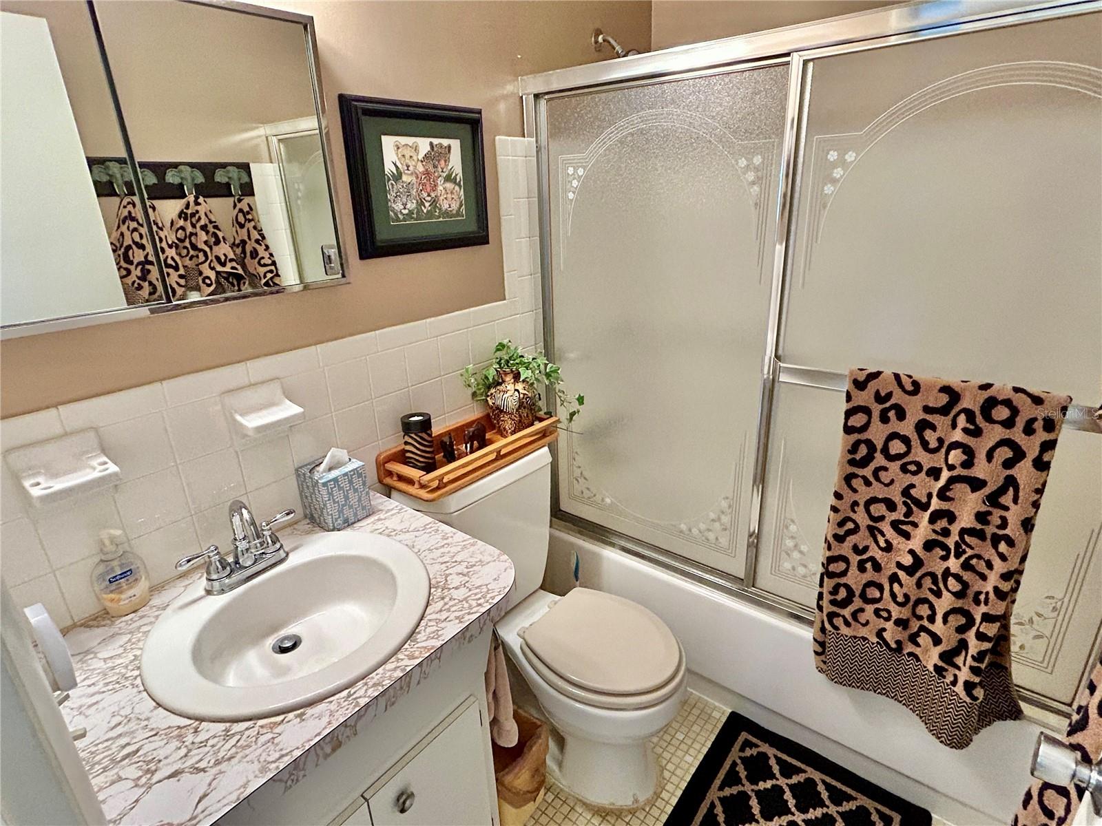 ON TOP OF THE WORLD - Residential