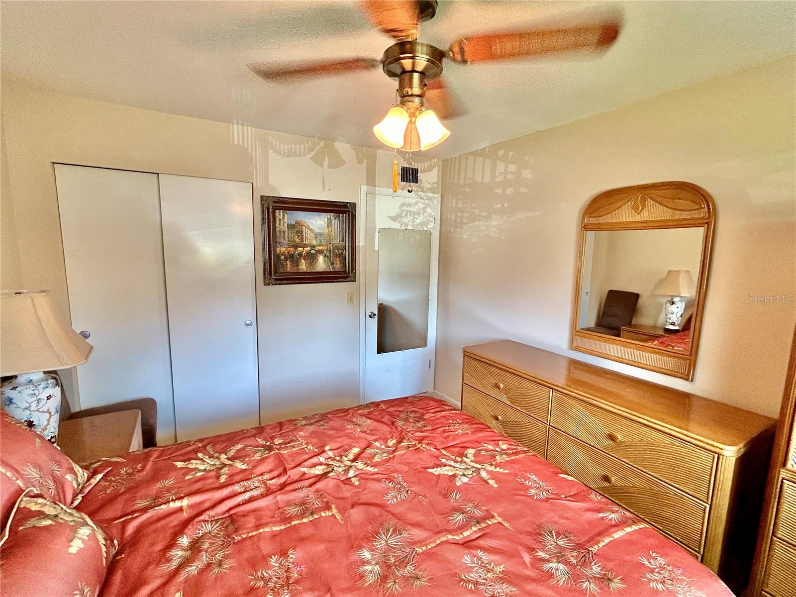 ON TOP OF THE WORLD - Residential