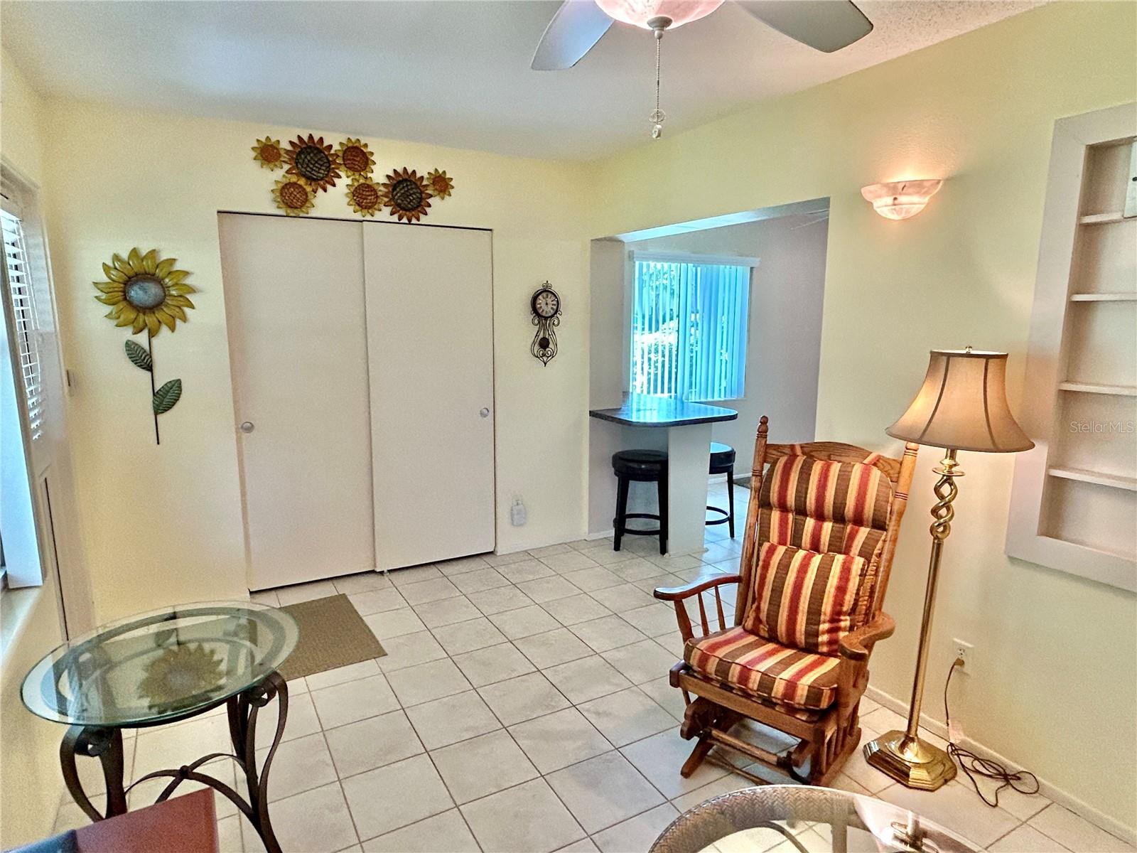 ON TOP OF THE WORLD - Residential