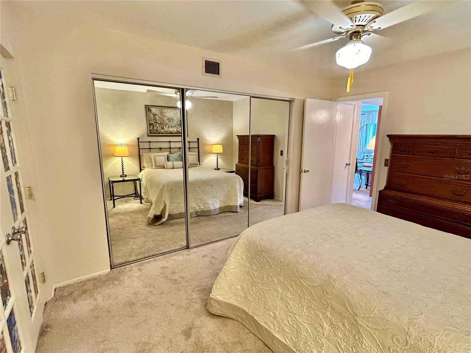 ON TOP OF THE WORLD - Residential