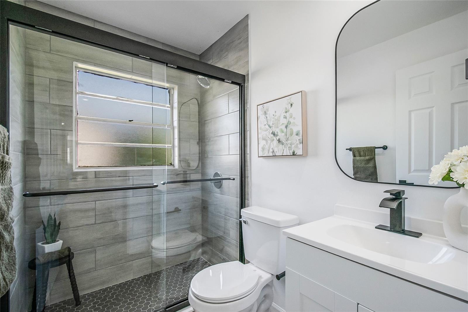 CRESCENT ESTATES 01 UNIT A REP 01 - Residential