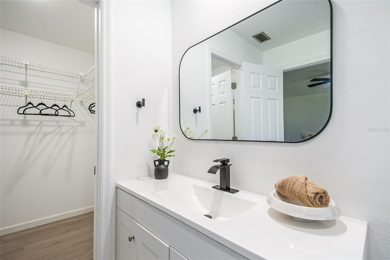 CRESCENT ESTATES 01 UNIT A REP 01 - Residential