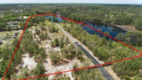 Photo of S Sequoia Way, Eustis, FL 32736 (MLS # G5112252)