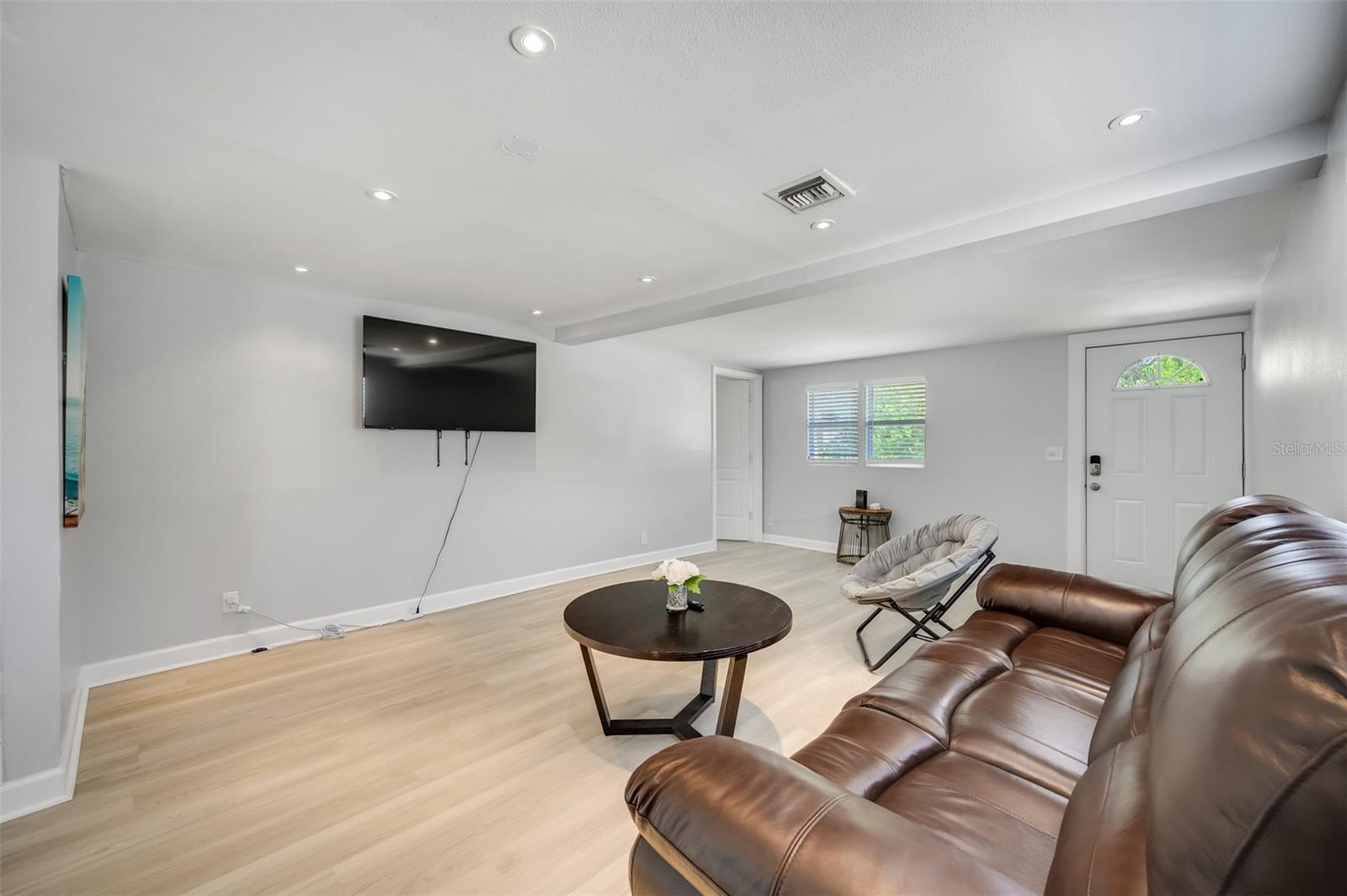 CORAL HEIGHTS SUB - Residential Lease