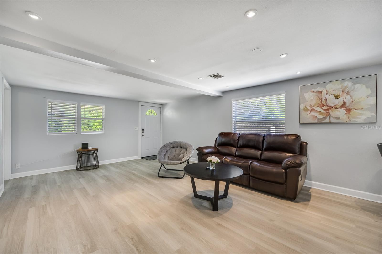 CORAL HEIGHTS SUB - Residential Lease