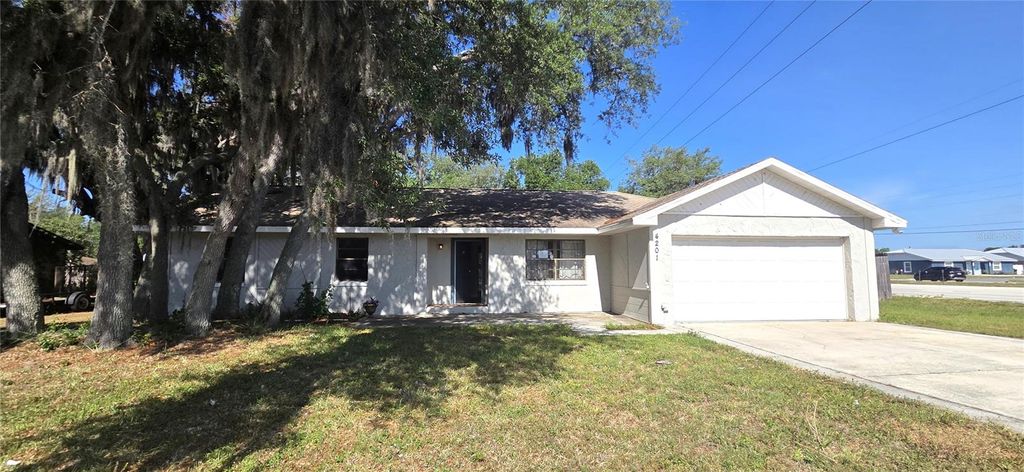 Photo of 4201 Shadow Wood Drive, Winter Haven, FL 33880 (MLS # L4962763)